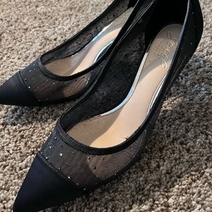 Jewel Badgley Mischka dress shoe size 8